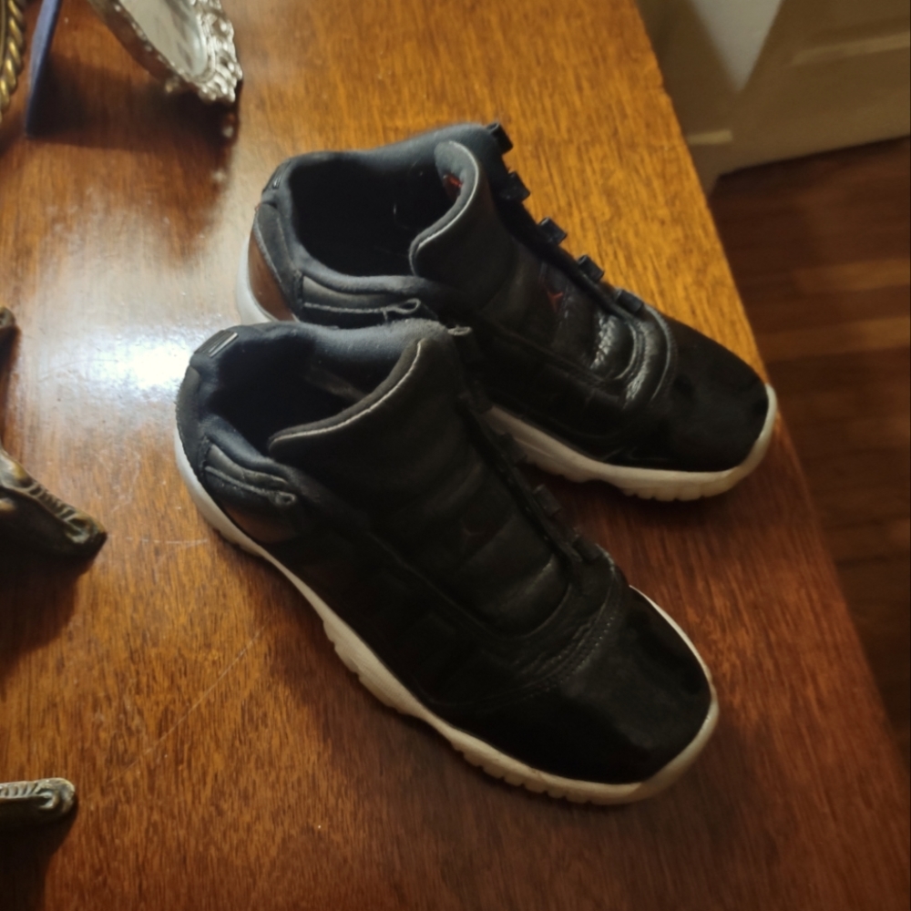 Jordan 11